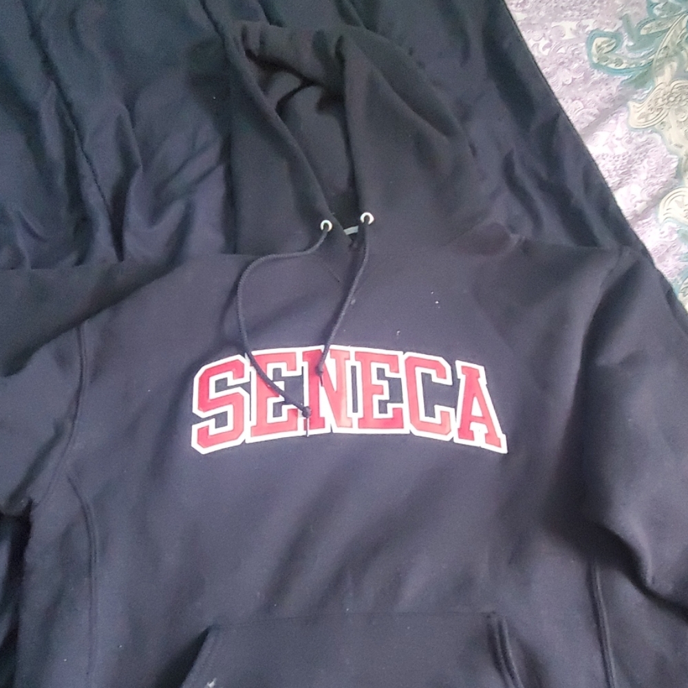 Seneca college( Hoodie )